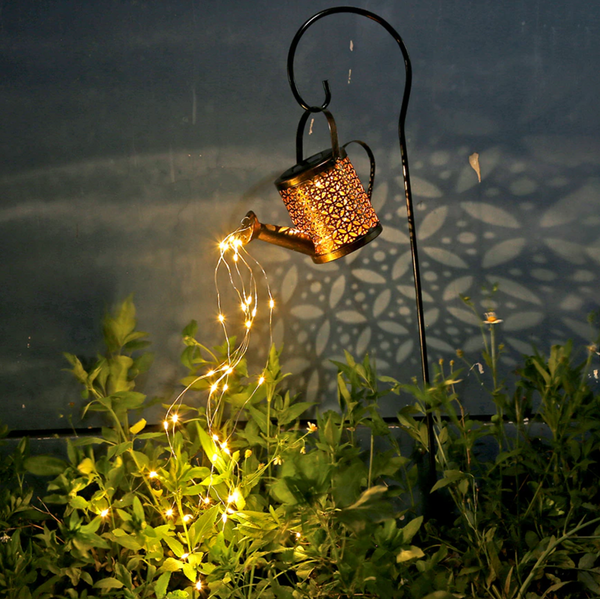 Nura - Solar LED Garden Watering Lamp